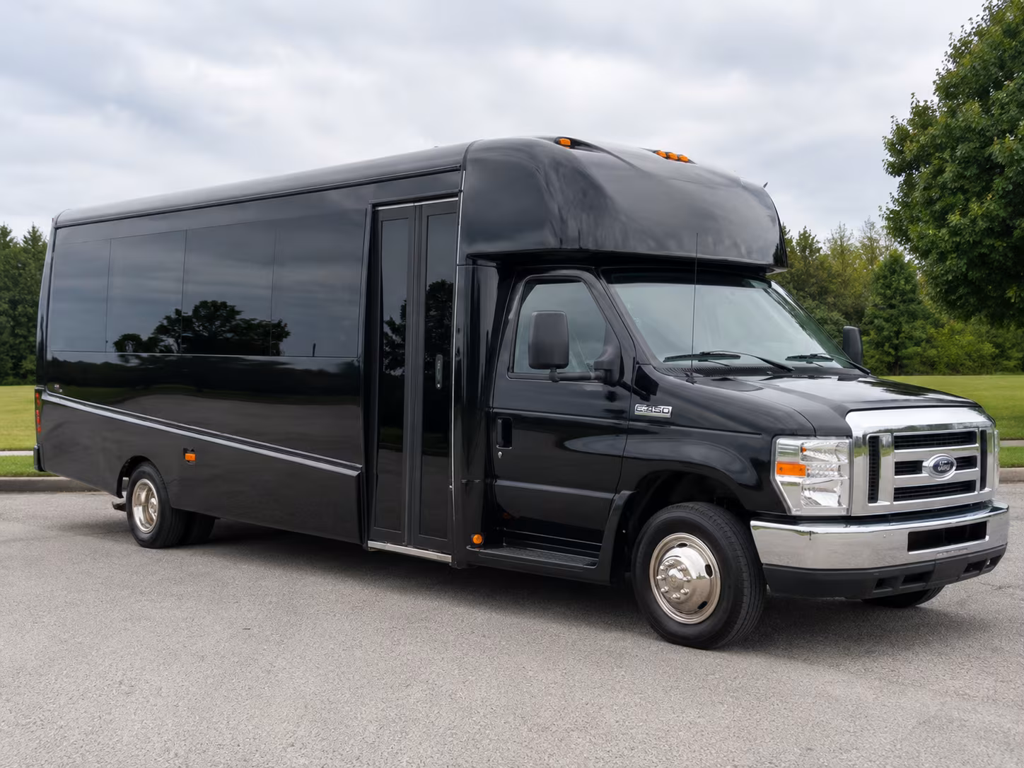 charter buses for orange area performing arts and history field trips