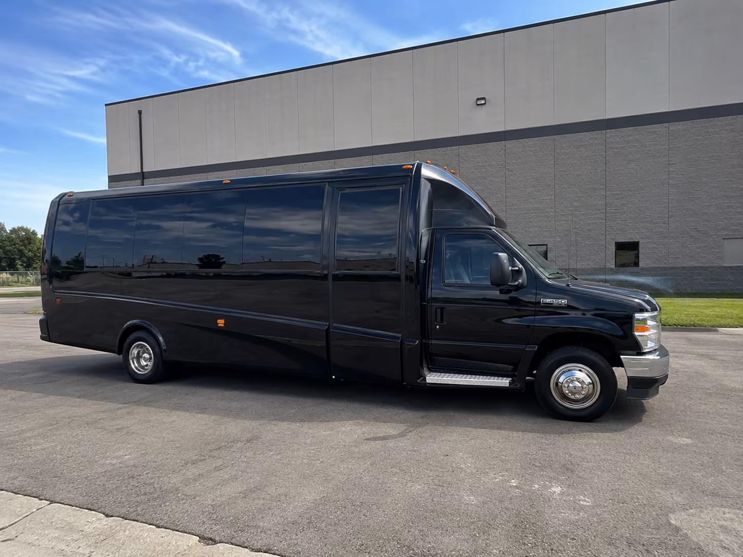 charter buses to honda center shows and concerts