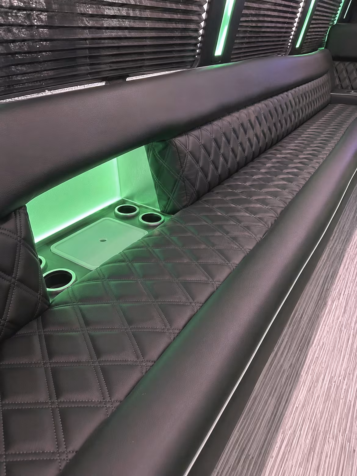 knotts berry farm buena park party bus rental